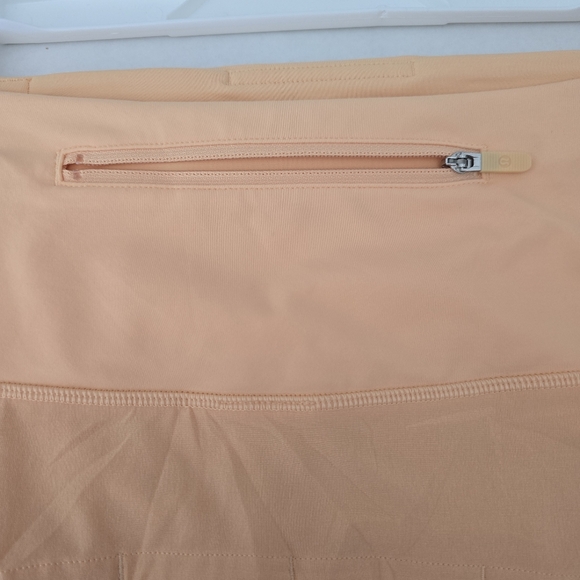 Speed Up High-Rise Lined Short - Size 0 - Orange - Picture 9 of 9